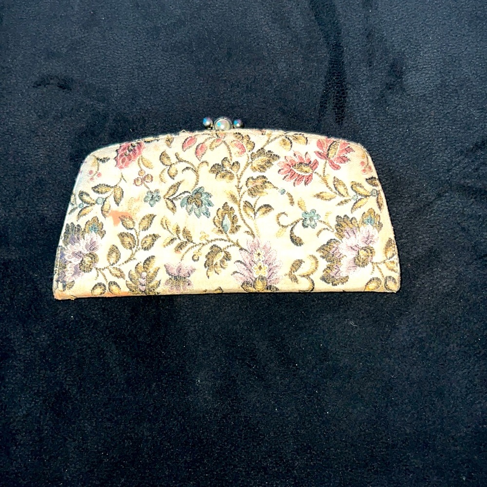 Vintage Floral Clutch